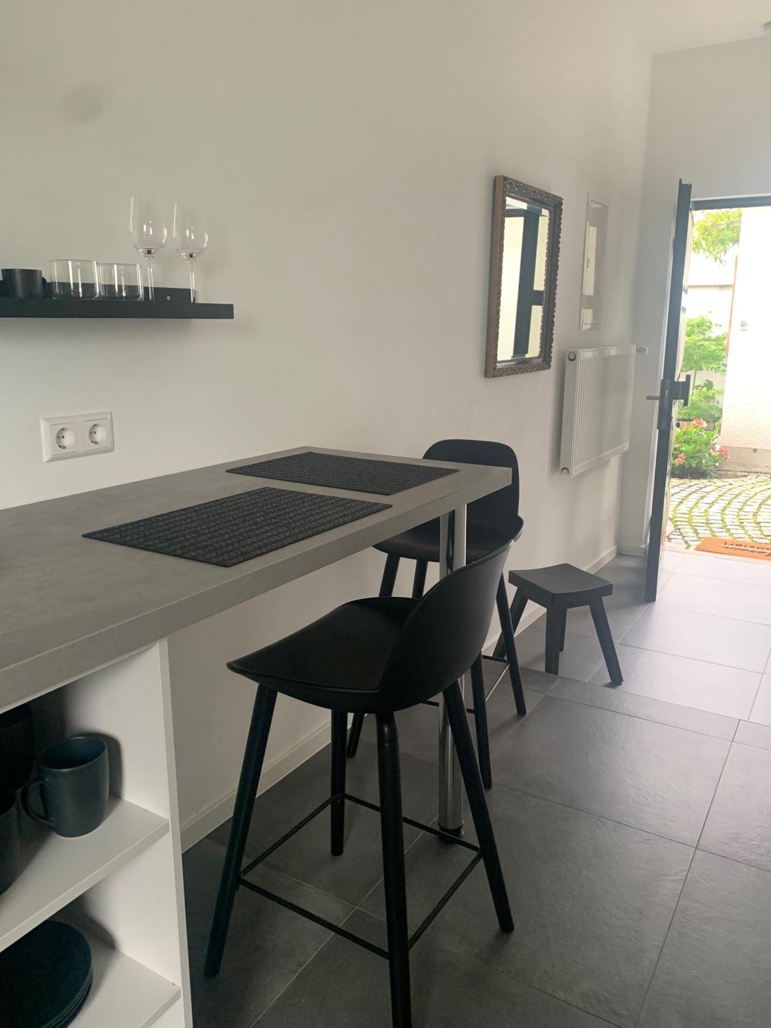 Bienenstube Apartment Venningen Ngoại thất bức ảnh