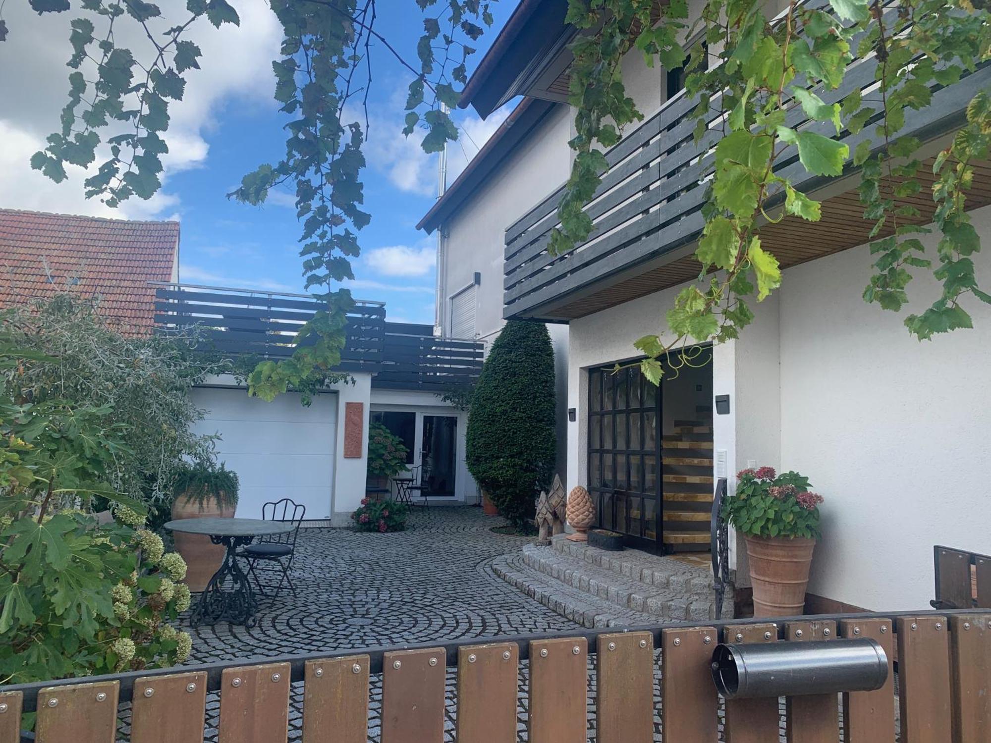 Bienenstube Apartment Venningen Ngoại thất bức ảnh